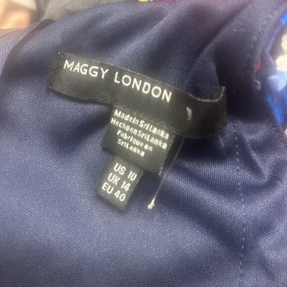 NWOT MAGGY LONDON BLUE FLORAL PRINT CROPPED HALTER TOP WIDE LEG JUMPSUIT 10 - Picture 6 of 7